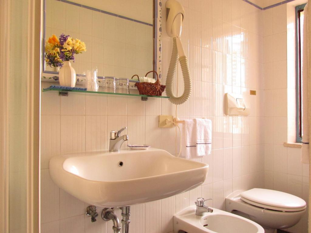 Hotel Villa Clodia Saturnia Szoba fotó